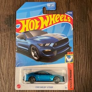 Ford Shelby GT350R Muscle Mania Hot Wheels 2022